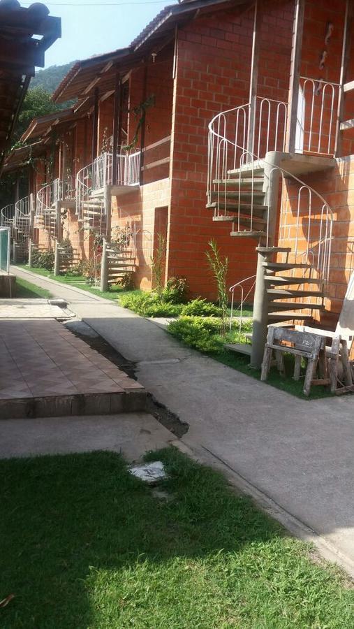 Apartamento Maranduba Ville1 ウバトゥバ エクステリア 写真